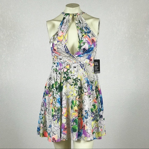 Express Dresses & Skirts - NWT Express Floral Summer Dress Sz 6 Adorable!